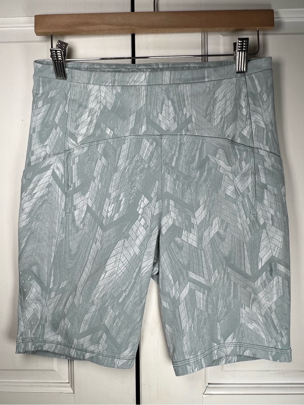 Lululemon Swift Speed High-Rise Short 8" Reverberate Chevron Jacquard Size 8 - Picture 5 of 12